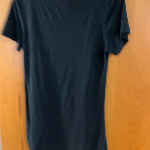 Women’s Nike T-Shirt - Picture 3 of 4